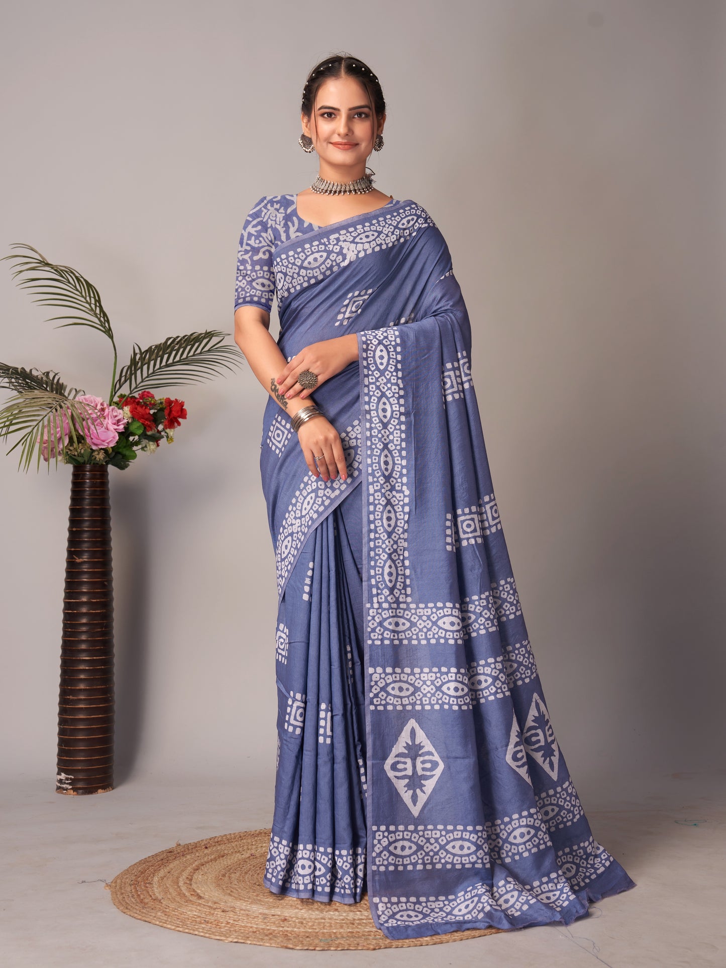 Saree – Soft Cotton Batik Print Box Grey - B10