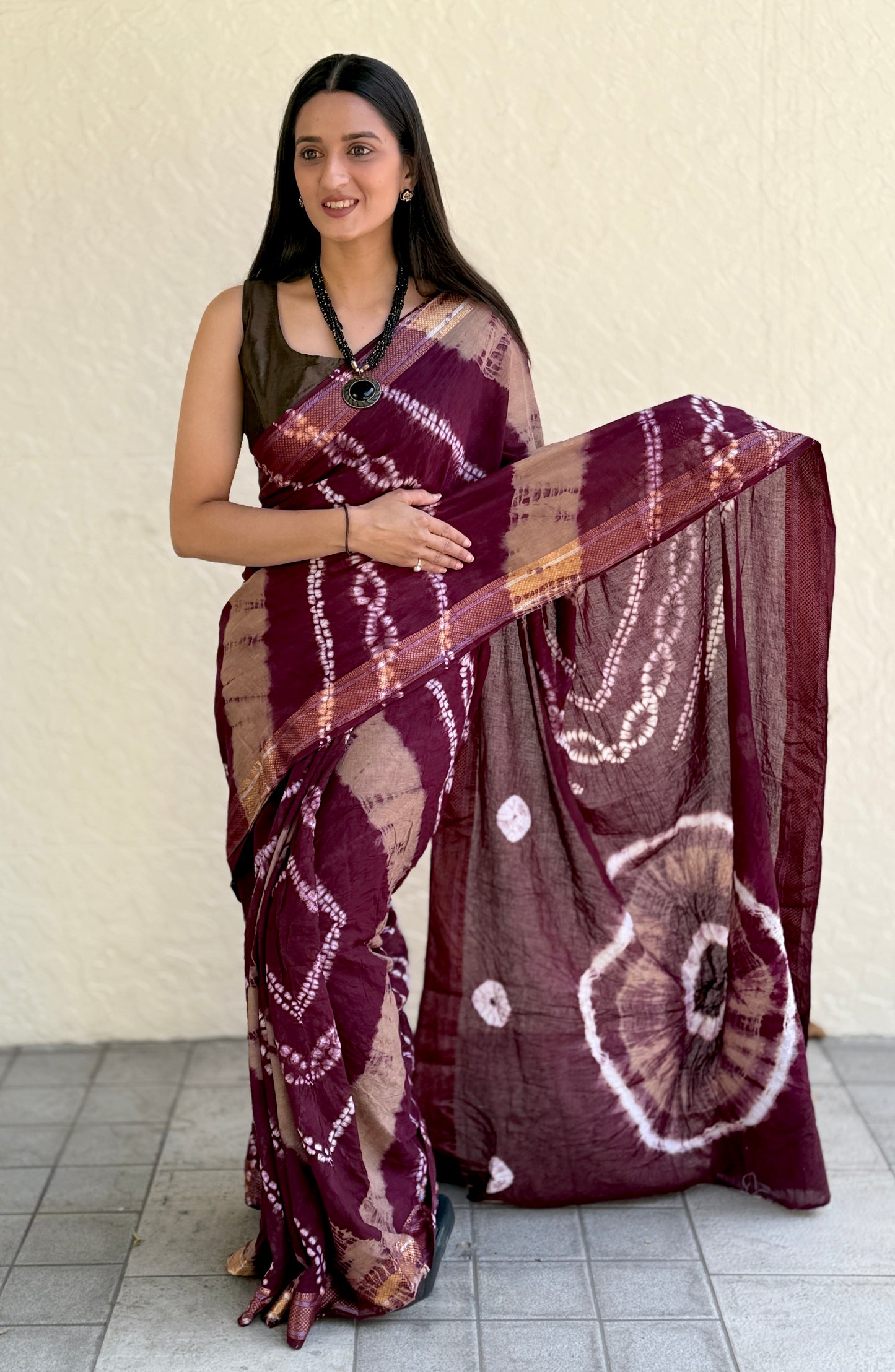 Saree – Soft Cotton Shibori Print Chickoo